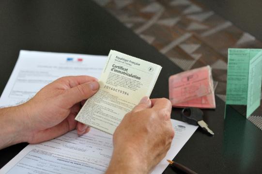 Changement d’adresse et mise à jour de carte grise